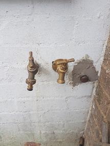 Dual outside garden taps